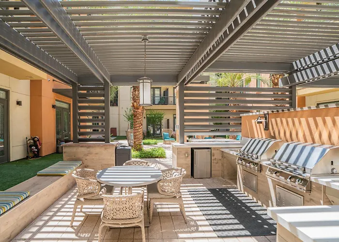Boulevard Modern Roosevelt Row 2br Pool Gym 5 Apartment Phoenix