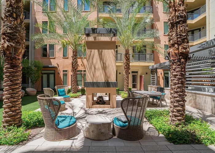 Apartment Boulevard Modern Roosevelt Row 2br Pool Gym 5 Phoenix