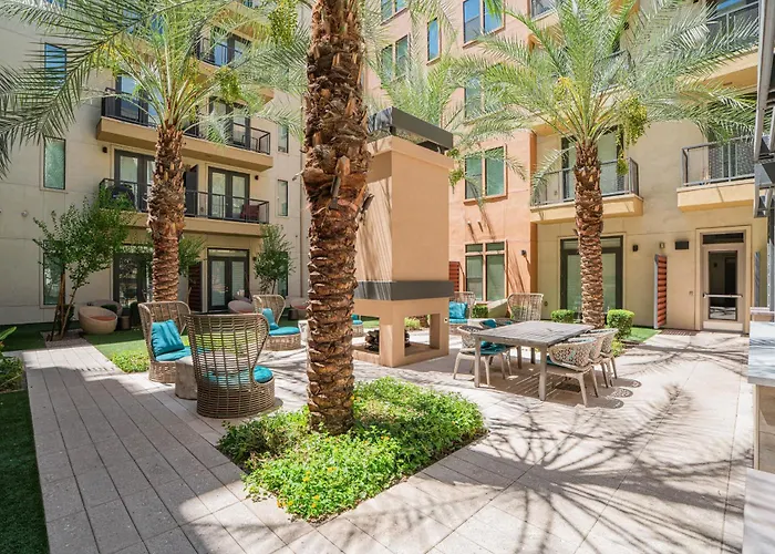 Boulevard Modern Roosevelt Row 2br Pool Gym 5 * Phoenix